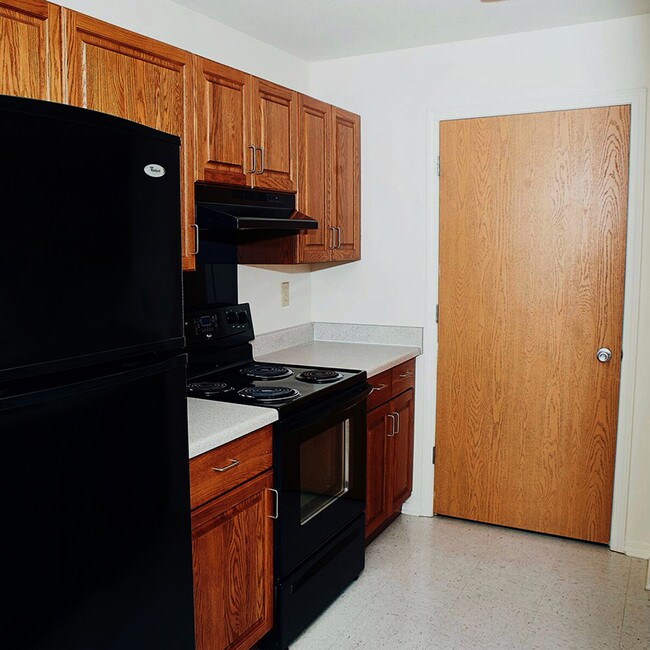 Photo - East Main Apartments