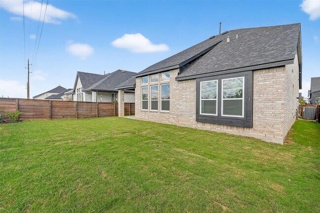 3222 Kindred Wy