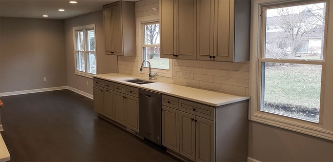 Photo - 5782 Hoylake Dr