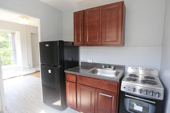 7333 N Ridge Blvd Unit 409
