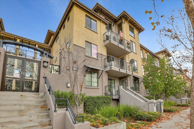 Building Photo - 800 N 8th St Unit #201 Rental