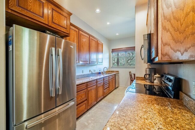Photo - 103 Rolling Hills Dr