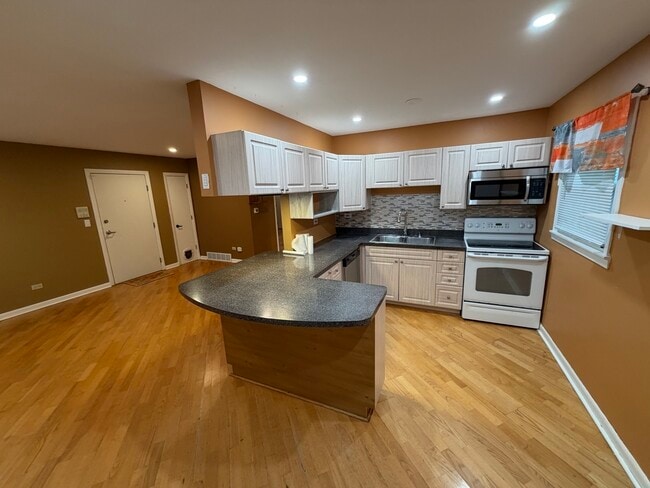 Photo - 9426 Kelvin Ln Unit 3256