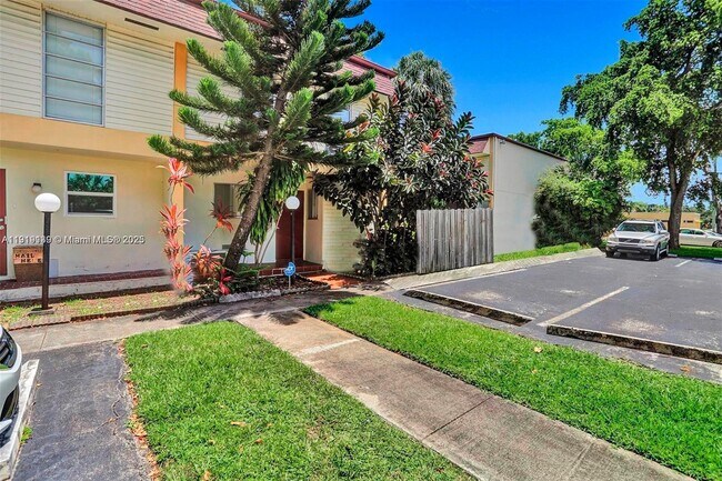 Photo - 2701 N 34th Ave