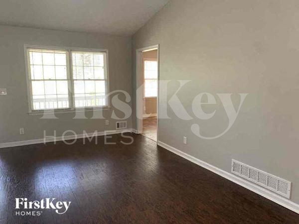 Photo - 2309 Westland Ml