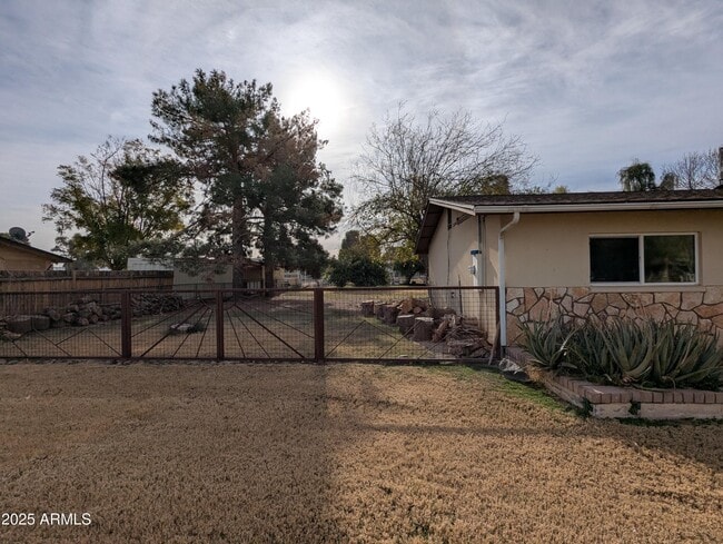 Photo - 6511 W Fremont Rd.