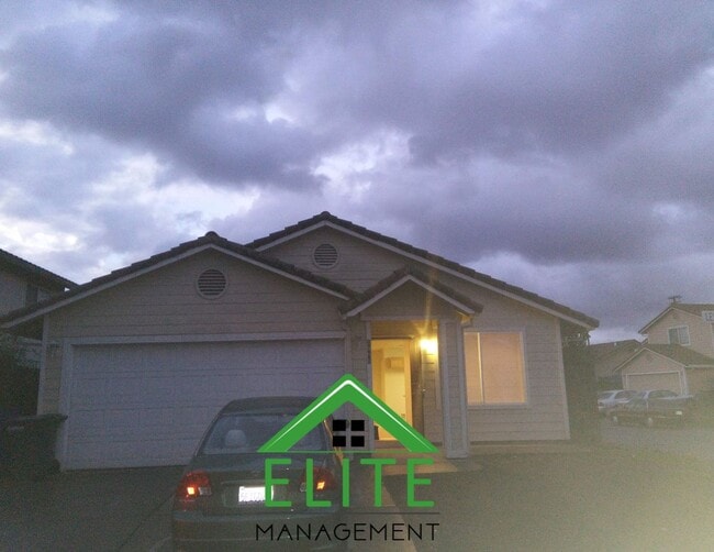 Building Photo - 5900 Lemon Park Way Rental