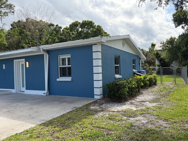 Photo - 1835 42nd Ave Unit 1835 42nd Ave #B