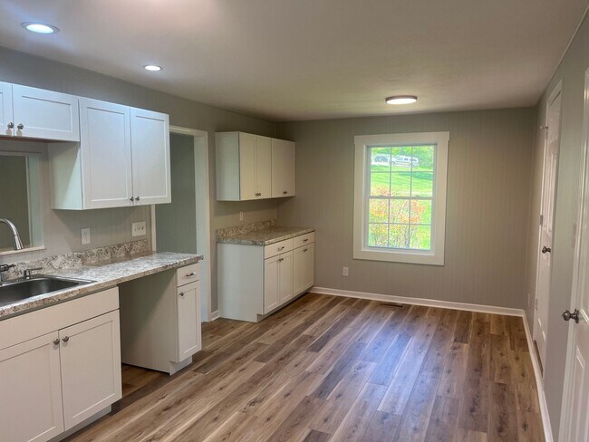 Photo - 5213 Pleasant Ridge Rd