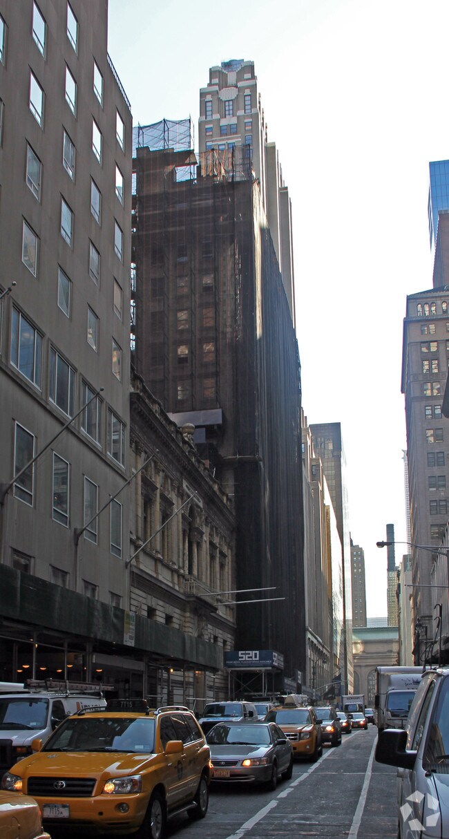 Photo - 520 Fifth Ave