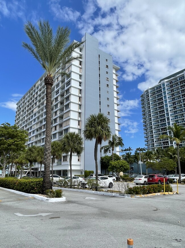 Photo - 1865 79th Street Cswy Unit 3K