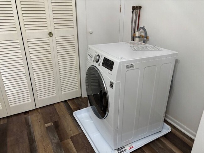 Photo - Starlight Rentals Unit 106 1/2 E. Jefferson Apt A