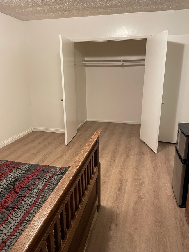 Photo - 640 Elm Ave Unidad 15