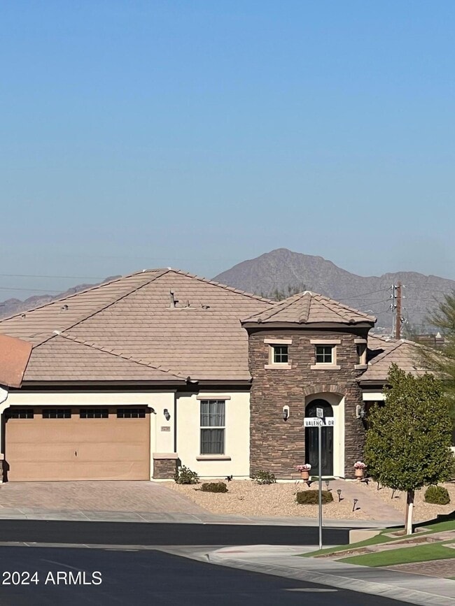 Photo - 4250 E Valencia Dr