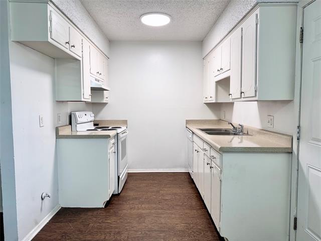 Photo - 441 SW Thomas St