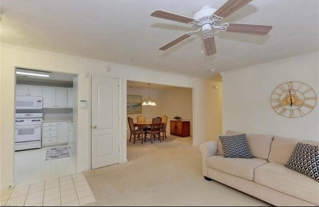 Photo - 900 Charnell Dr Unit #202