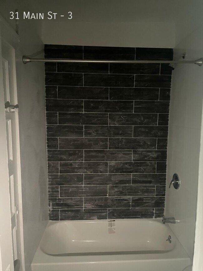 Photo - 31 Main St Unit 3