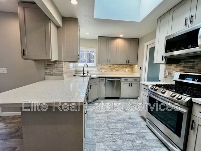 Photo - 1012 Barrett Ave