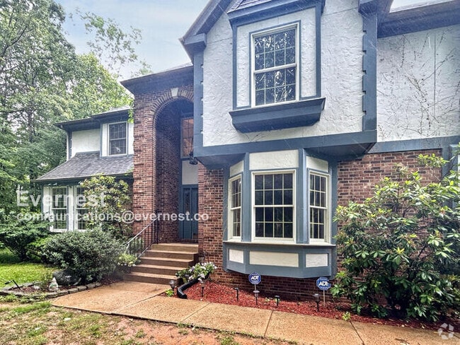 Building Photo - 3059 Southampton Dr Rental