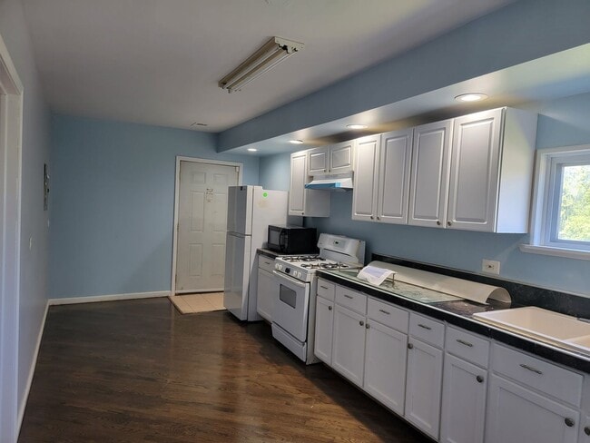 Photo - 14802 Cooper Ave