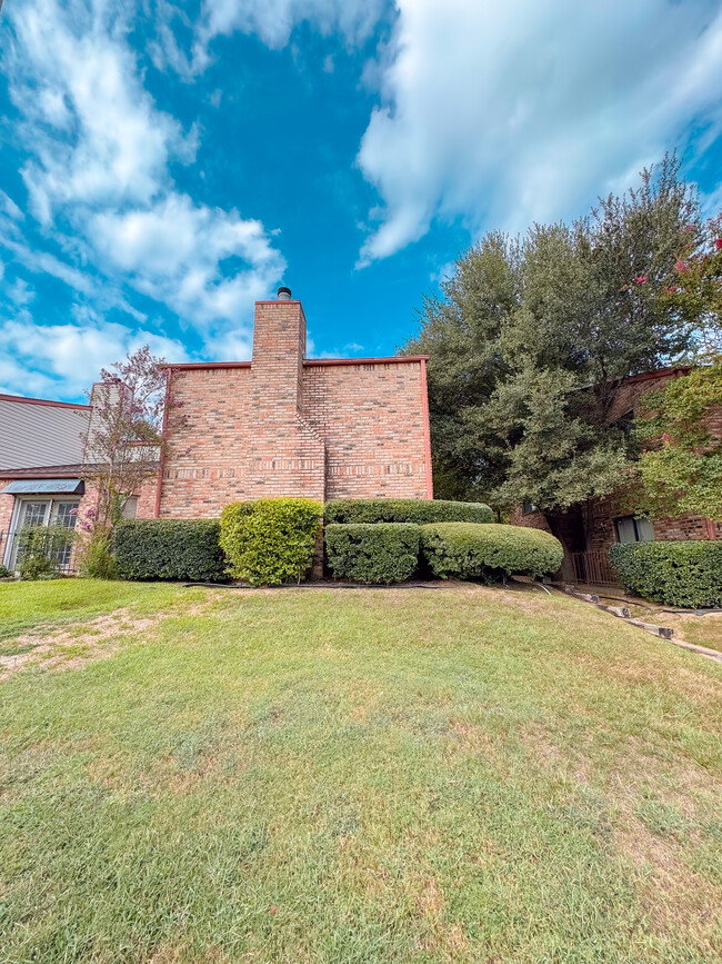 Photo - 629 Baylor Dr Townhome