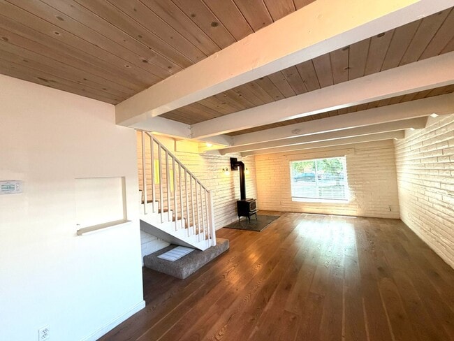 Photo - Duplex for Rent in Central Davis – Perfect for UC Davis Students