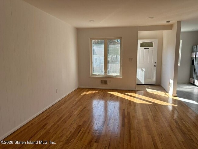Photo - 221 Midland Ave