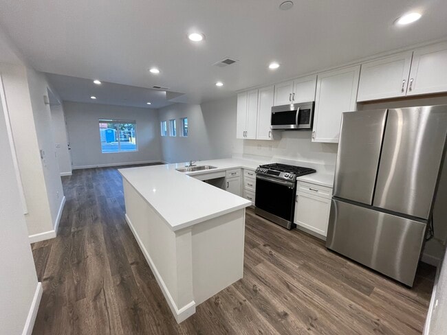 Photo - Marketplace Crossing