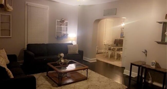 Photo - 408 W 4th St Unit 1F