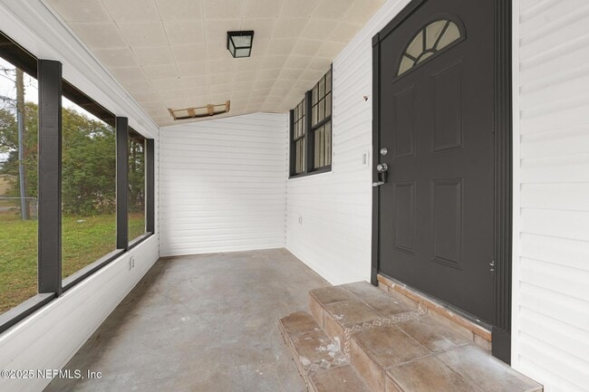 Photo - 1035 Odessa Dr E