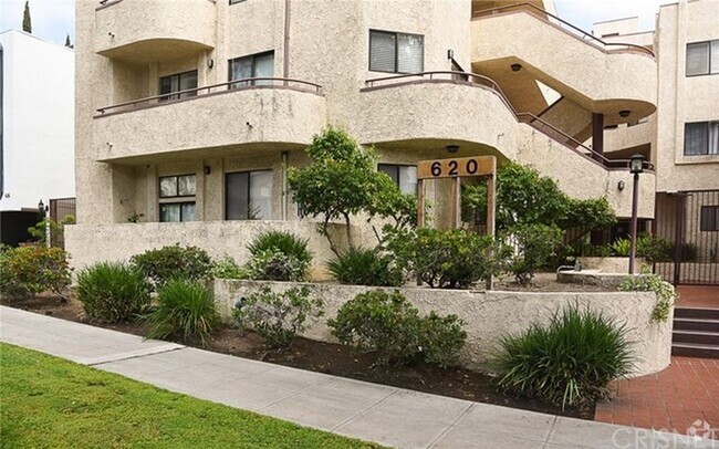 Building Photo - 620 E Angeleno Ave Unit K Rental