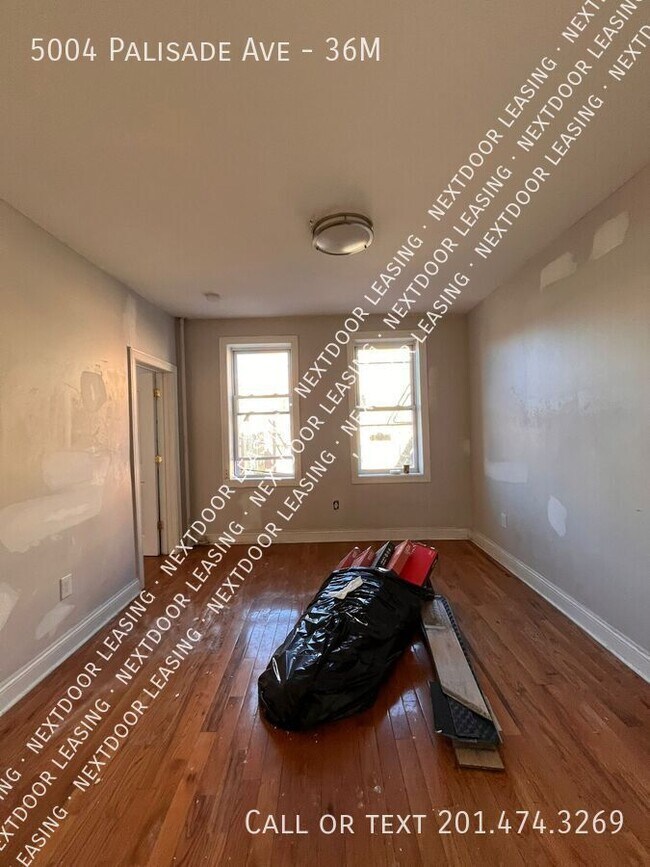 Photo - 5004 Palisade Ave Unit 36M