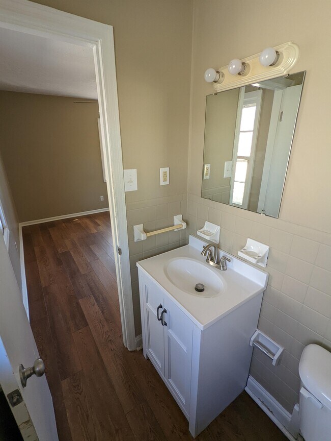 Photo - 6556 Tareyton Rd
