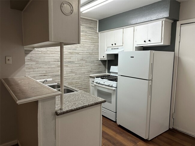 Photo - 2922 Randolph Rd