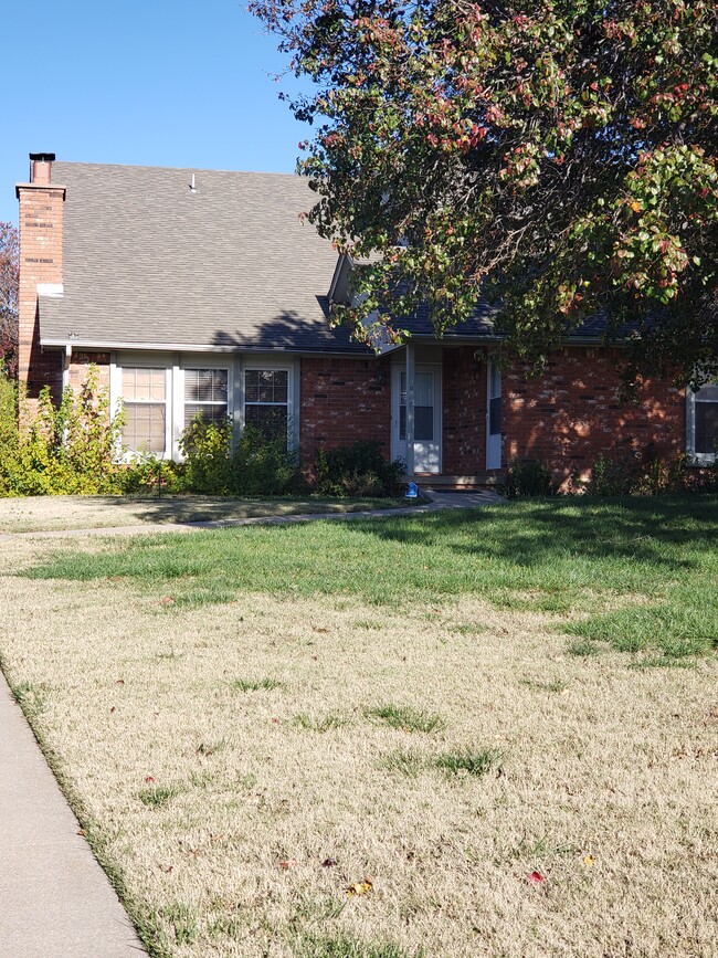 Photo - 2342 N Walden Dr Townhome