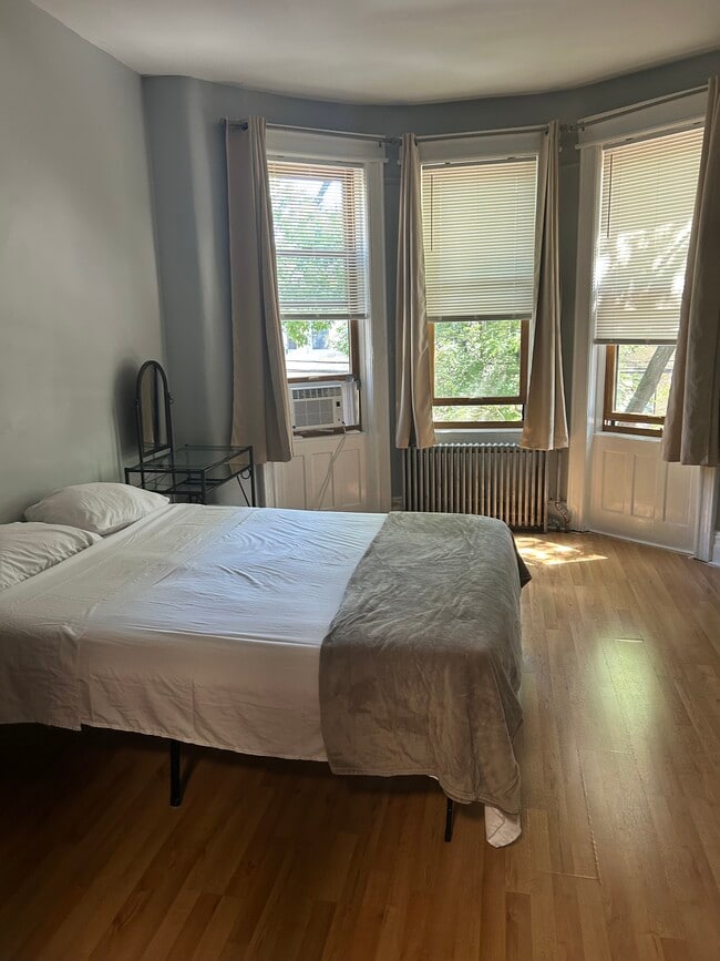 Photo - 7246 61st St Unidad 3 br 1 ba