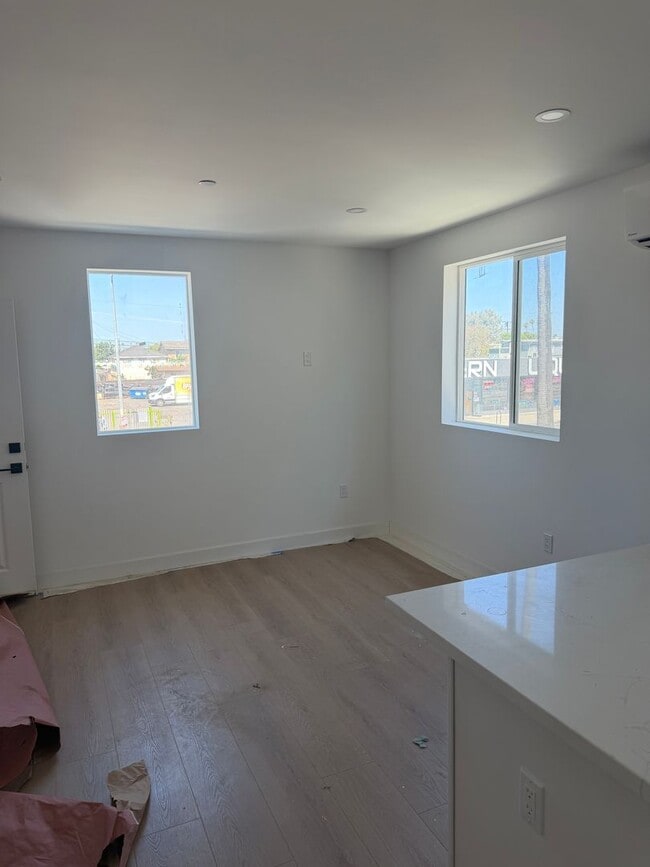 8110 S Avalon Blvd Unit 8108
