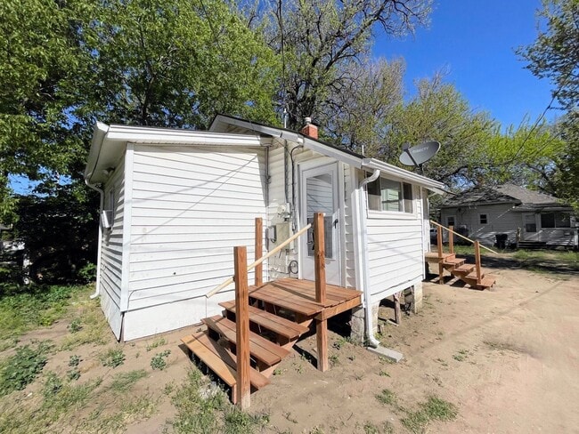 Photo - 121 W 7th Ave Unidad 1/2