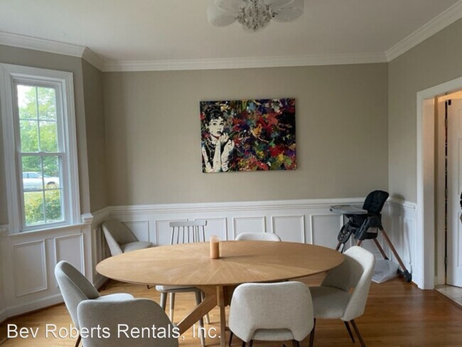 Photo - 4 br, 2.5 bath House - 100 Halpen Drive