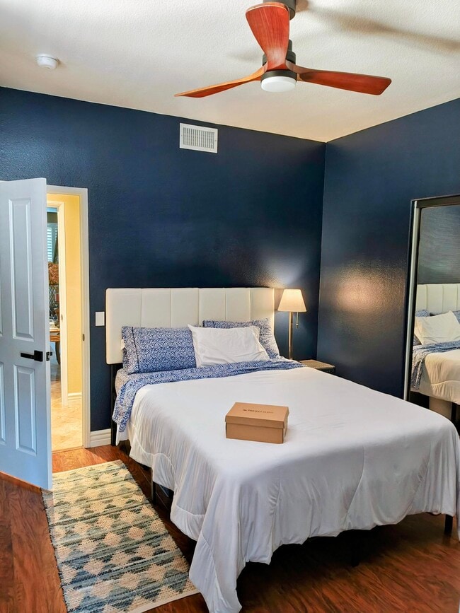 Photo - 32450 Magenta Ct Unit 32450