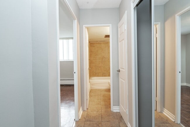 Photo - 230 Oak St Unit 1702