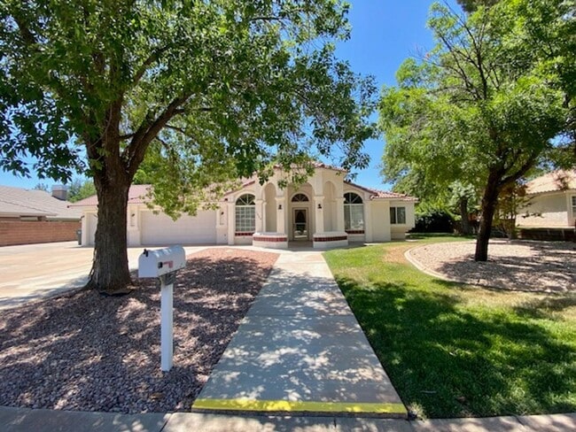 SPACIOUS HOME FOR RENT! - SPACIOUS HOME FOR RENT!
