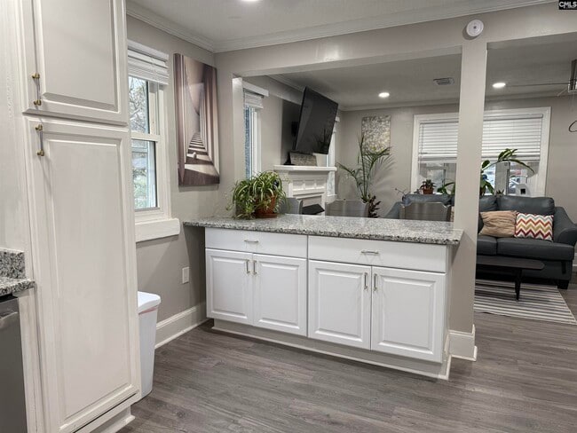 Photo - 3416 Hazelhurst Rd