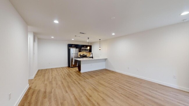 #A2 - Live Oak Manor