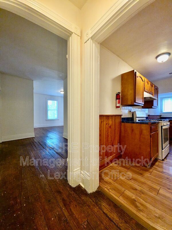 Photo - 168 Woodland Ave Unit 4