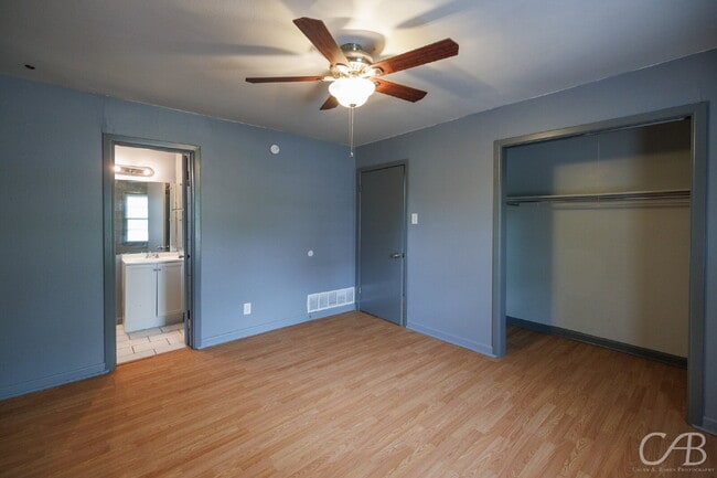 Photo - For lease Apartment