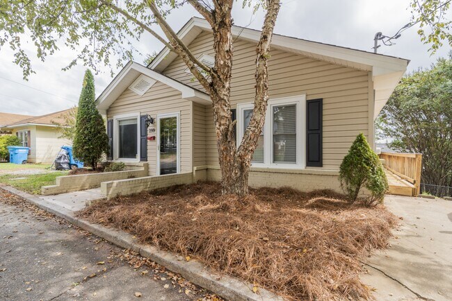 Building Photo - 299 Thirteenth St