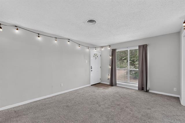 2402 Loyce Dr
