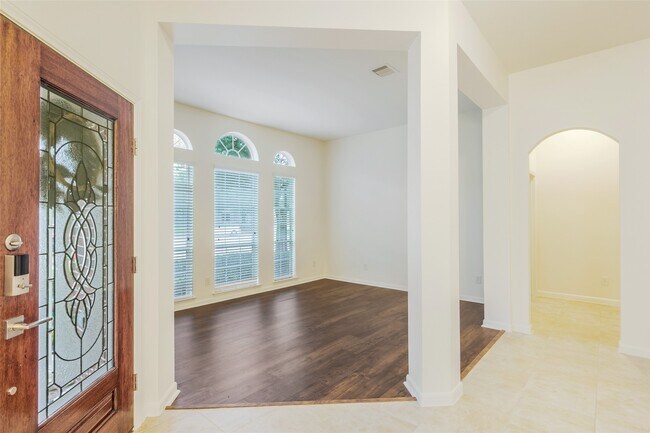 Photo - 26819 Shoal Hollow Ct