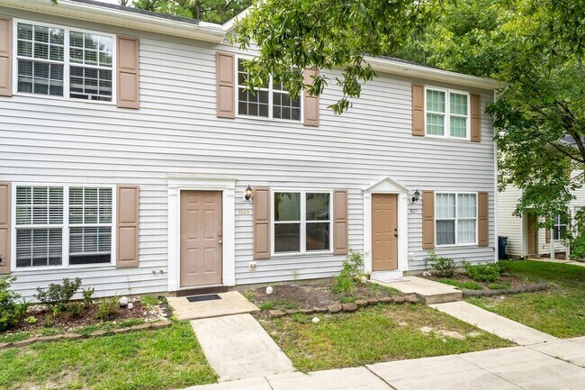 Photo - 1825 Vintage Rd